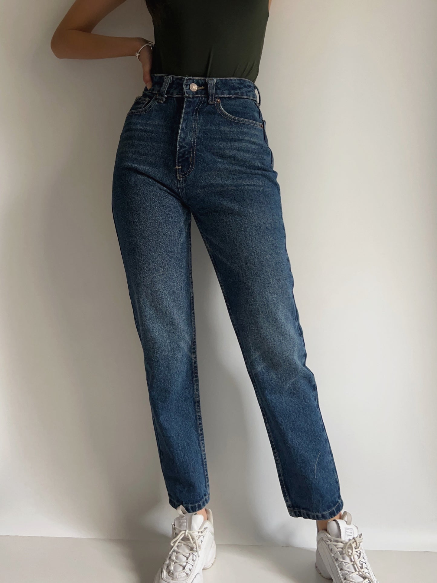 Mom Jean - Azul Oscuro